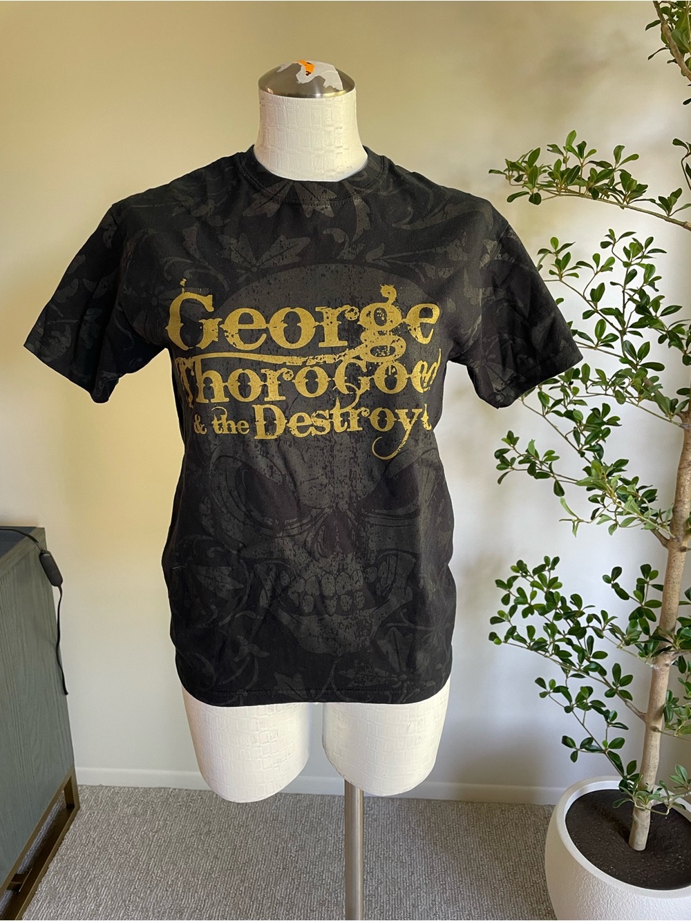 George Thorogood & The Destroyers Black Graphic Scull Concert Tee